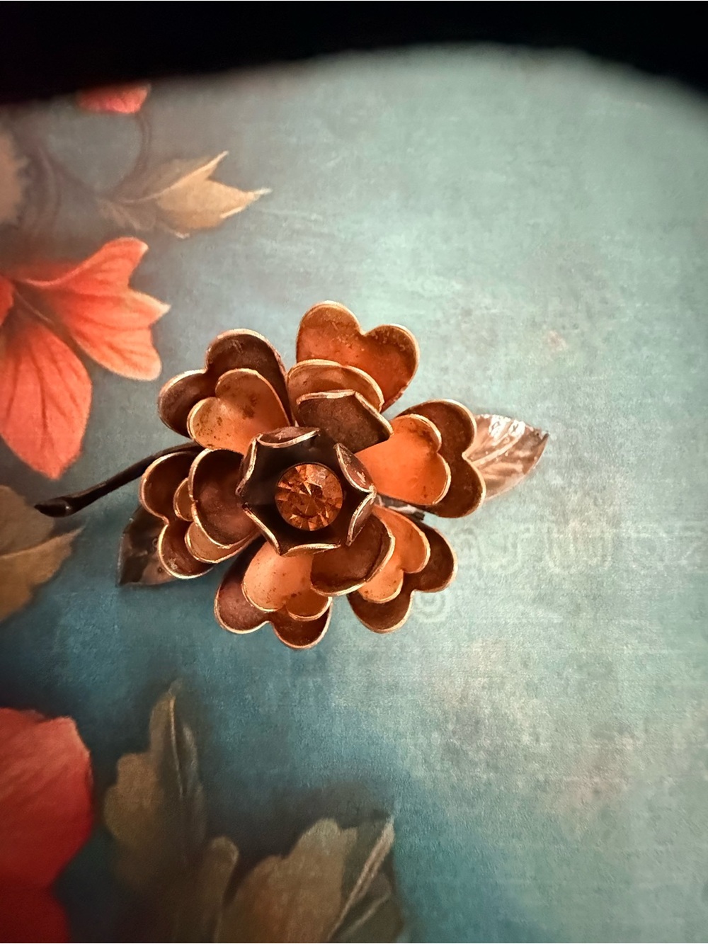 Vintage-Inspired Gold Floral Accent Pin - Gold